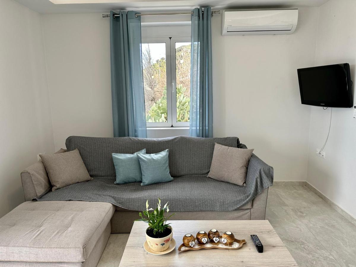 Angel Homes 플라키아스 외부 사진